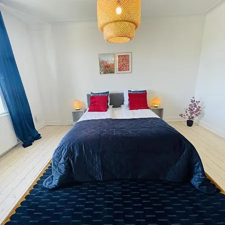 Aday - Ocean Shores Apartment
