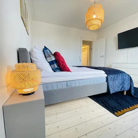 Aday - Ocean Shores Apartment